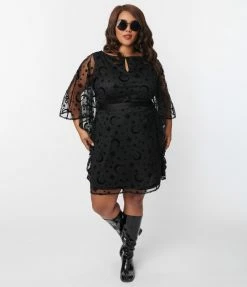 Sale Smak Parlour Plus Size Black Mesh Moon & Stars Social Climber Caftan