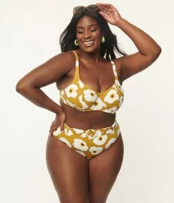 Kingdom & State Plus Size Olive & White Poppy Swim Top