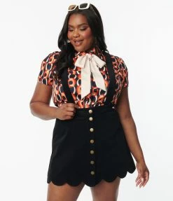 Smak Parlour Plus Size Navy & Red Chain Print Power Play Blouse Trending