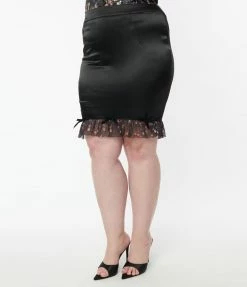 Betty Boop X Unique Vintage Plus Size Black Satin Mini Skirt Fan Flair