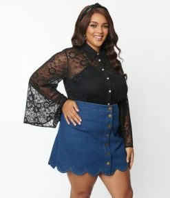 Smak Parlour Plus Size Black Floral Lace Bell Sleeve Blouse Clothing
