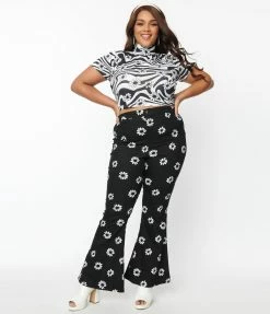 Sale Smak Parlour Plus Size Black & White Floral Print Into The Groove Flare Jeans