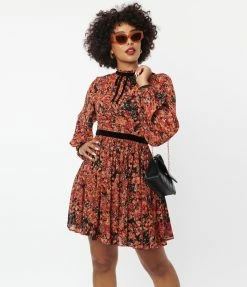 Unique Vintage Black & Red Orange Floral Flare Dress Clothing