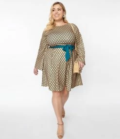 Trending Unique Vintage Plus Size Green & Gold Deco Motif Print Flare Dress