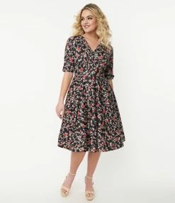 Trending Unique Vintage Black & Red Floral Delores Swing Dress