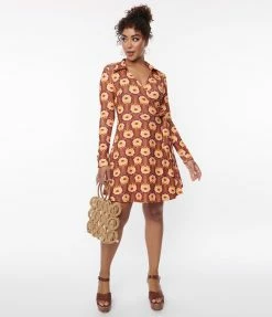 Unique Vintage Daisy Daze Wrap Dress