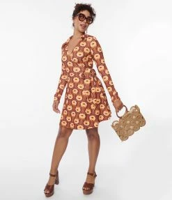 Unique Vintage Daisy Daze Wrap Dress