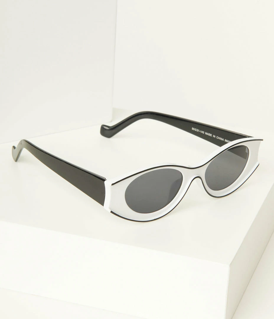 AJ Morgan Eyewear (B2B Wholesale) Black & White Small Oval Sunglasses