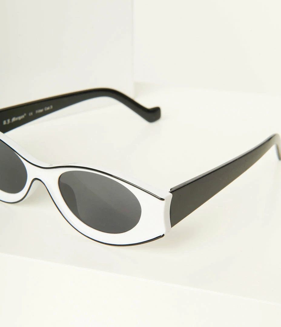 AJ Morgan Eyewear (B2B Wholesale) Black & White Small Oval Sunglasses
