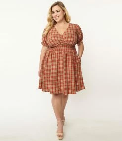 New Arrivals! Unique Vintage Plus Size Rust Red & Green Plaid Smocked Flare Dress