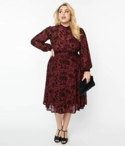 Unique Vintage Plus Size Burgundy Velvet Floral Burnout Leota Swing Dress