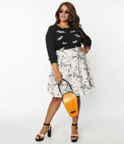 Retrolicious Plus Size Ivory & Gothic Print Skater Skirt Sale