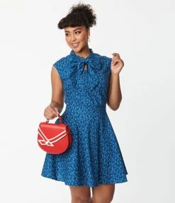 Retrolicious Navy Sailboats Bow Blouse Clothing