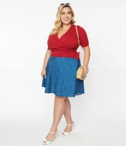 Retrolicious Plus Size Navy Sailboats Flare Skirt Clothing