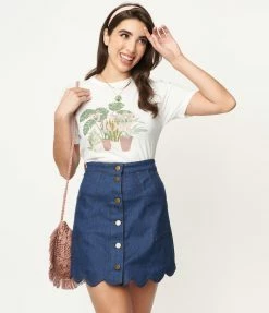 Femfetti Plant Mom Unisex Graphic Tee