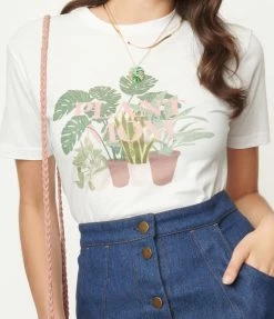 Femfetti Plant Mom Unisex Graphic Tee