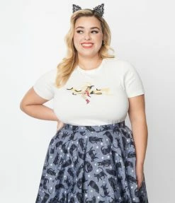 Collectif Plus Size Broomstick Witch Fitted Graphic Tee