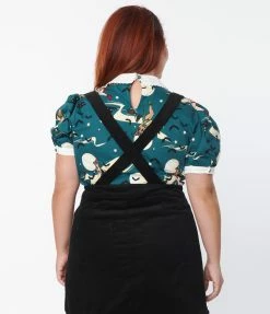 Collectif Plus Size Green Witches Peta Blouse