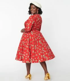 Collectif Plus Size Gingerbread Suzanne Swing Dress