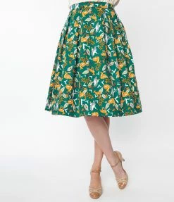 Collectif Green Deer & Geese Print Marilu Swing Skirt