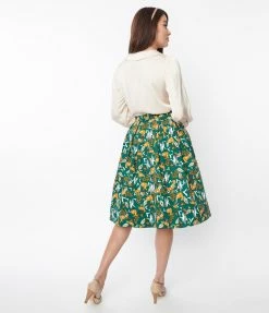 Collectif Green Deer & Geese Print Marilu Swing Skirt