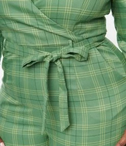 Collectif Plus Size Green Leaf Plaid Florina Jumpsuit