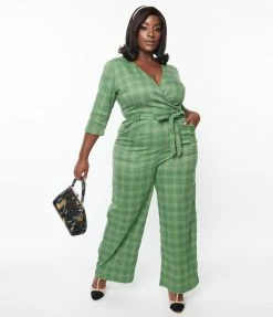 Collectif Plus Size Green Leaf Plaid Florina Jumpsuit