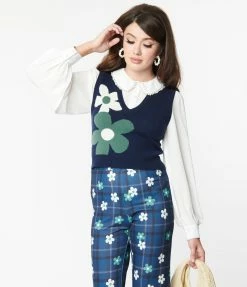 Smak Parlour Navy & Floral Chandler Crop Sweater Vest Trending