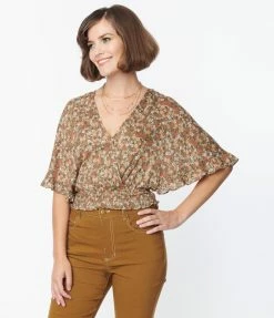 Sadie & Sage Green & Ditsy Floral Surplice Blouse Trending