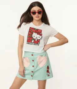 Hello Kitty X Unique Vintage Apple Bounty Crop Graphic Tee