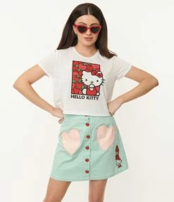 Hello Kitty X Unique Vintage Apple Bounty Crop Graphic Tee