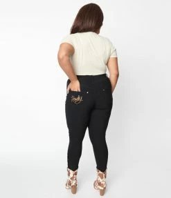 Unique Vintage Plus Size Black Studded Skinny Jeans Clothing