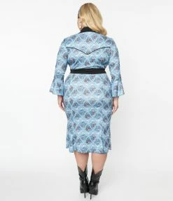 Unique Vintage Plus Size Blue Western Pin-Up Print Wiggle Dress