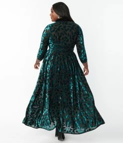 Unique Vintage Plus Size Teal Green Devore Velvet Tallullah Duster Clothing