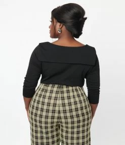 Unique Vintage Plus Size Black Wide Collar & Bow Top New Arrivals!