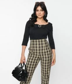 Unique Vintage Black Wide Collar & Bow Top