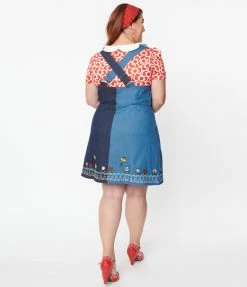 Clothing Hello Kitty X Smak Parlour Plus Size Flower Garden Border Pinafore Skirt