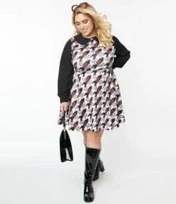 Trending Smak Parlour Plus Size Black & Purple Houndstooth Cats She.E.O. Flare Dress