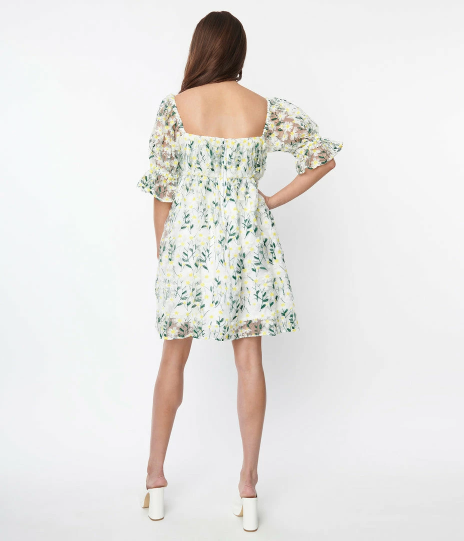 Sale Magnolia Place White & Green Daisy Tulle Babydoll