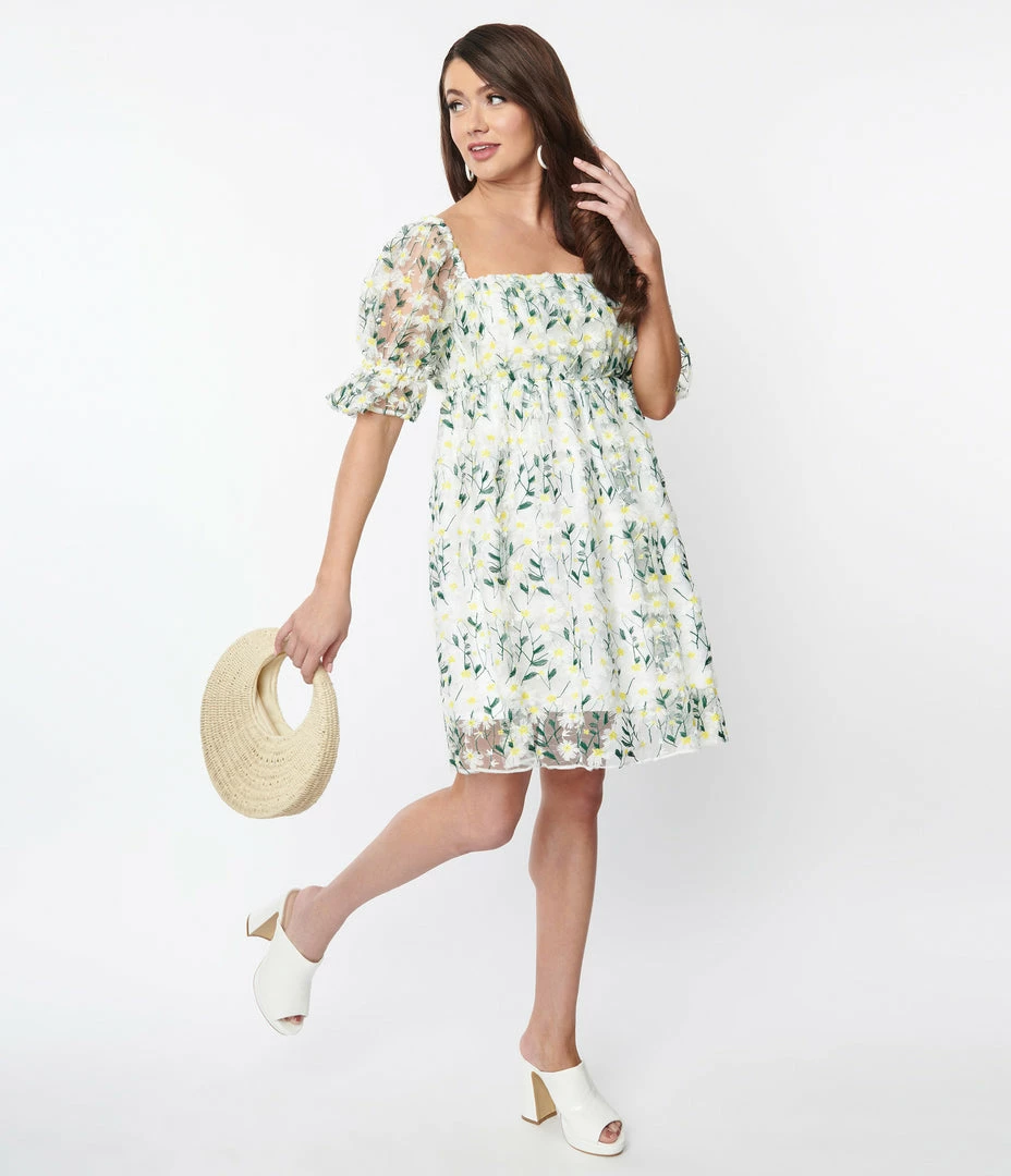 Sale Magnolia Place White & Green Daisy Tulle Babydoll