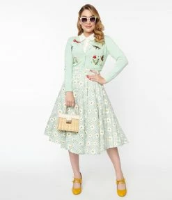 Magnolia Place Mint Gingham & Daisy Sally Swing Skirt