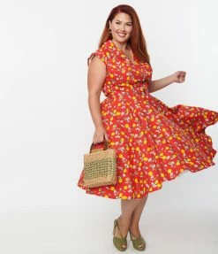 Sale Magnolia Place Plus Size Red & Lemon Print Sally Swing Skirt
