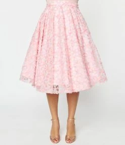 Clothing Magnolia Place Light Pink Floral Tulle Sally Swing Skirt