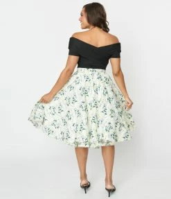 Clothing Magnolia Place White Daisy Tulle Sally Swing Skirt