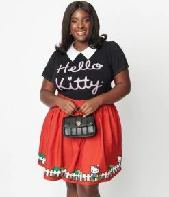 Hello Kitty X Smak Parlour Plus Size Hello Kitty Signature Crop Top Clothing