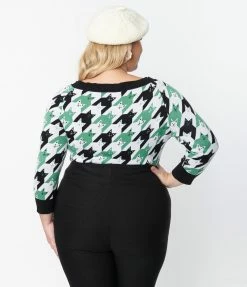 Clothing Unique Vintage Plus Size Green & Black Houndstooth Cats Lorelai Sweater