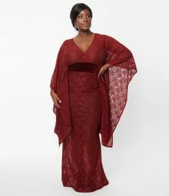 Unique Vintage Plus Size Burgundy Floral Lace Desmond Caftan Dress Clothing