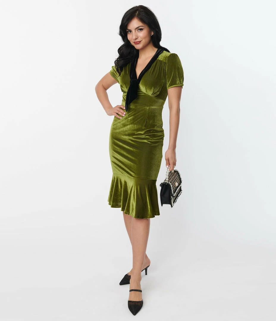 Clothing Unique Vintage Moss Ribbed Velvet Holloway Wiggle Dress