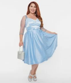 Unique Vintage Plus Size Blue & Silver Snowflake Lamar Swing Dress