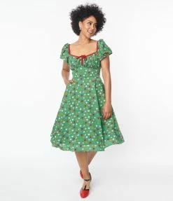 New Arrivals! Unique Vintage Green & Multi Heart Print Swing Dress